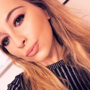 Meet your Posher, Hailey